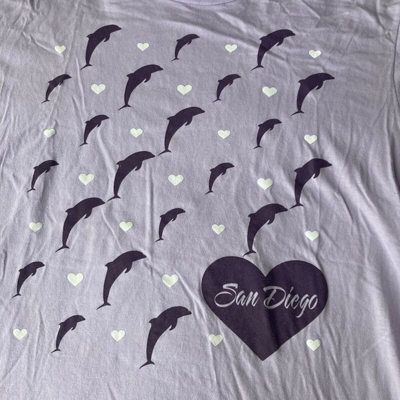 Quail Hollow T Shirt Sz L Purple Hearts Dolphins San Diego Travel Summer Womens - Picture 2 of 7
